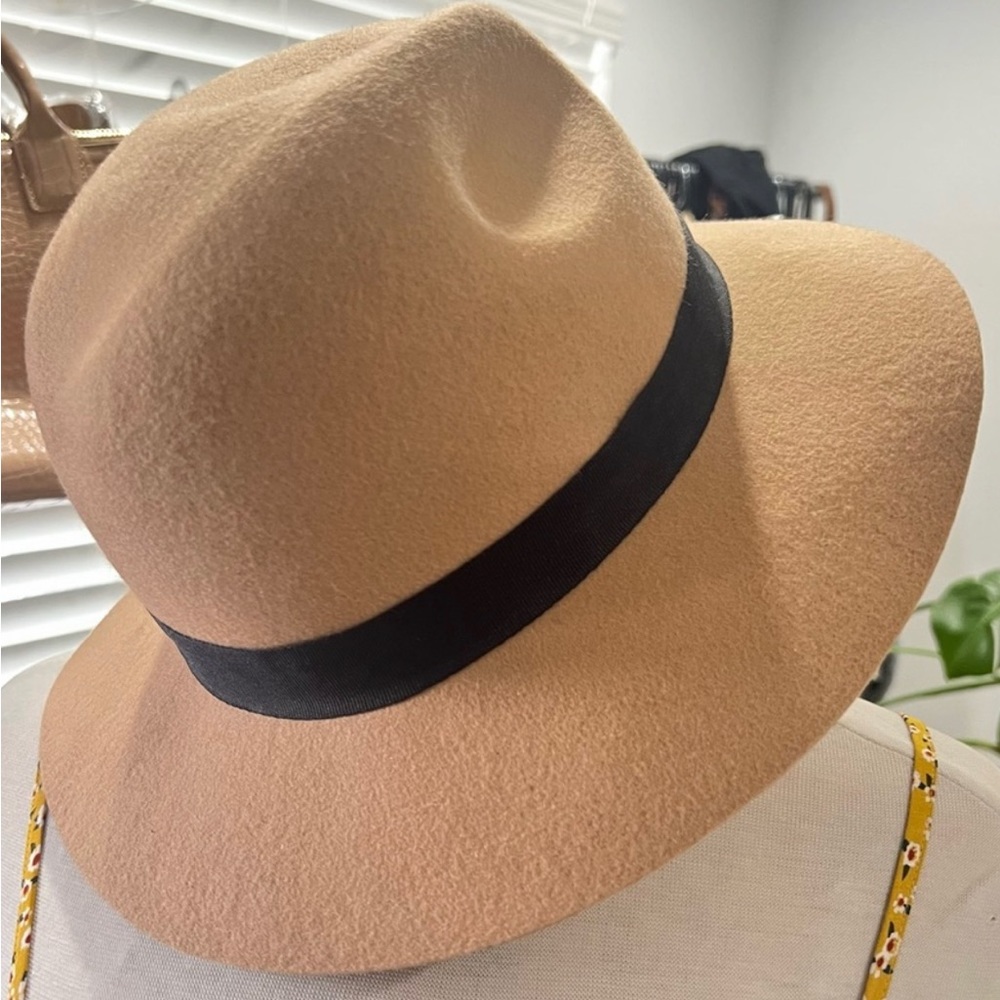 🍂New W/O Tags the Hatter Company Tan Hat with Band - Find Your Perfect Fall 🍁 - Picture 7 of 10
